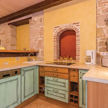Rustic In With Garden Hébergement de vacances